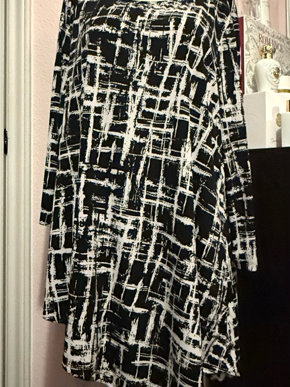 Rafaella Black White Abstract Grid Long-Sleeve Blouse $12